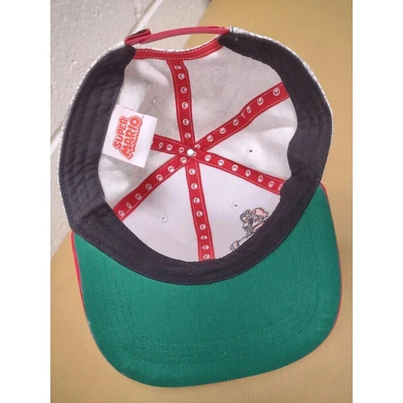 Nintendo Super Mario Snapback Adjustable Hat/Cap OSFM - Picture 3 of 3